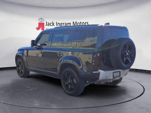 2020 Land Rover Defender 110 HSE