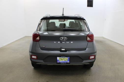 Ecotronic Gray w/Black Roof 2025 Hyundai VENUE Limited
