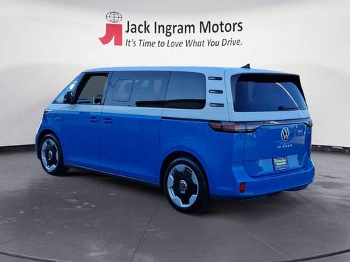 Cabana Blue 2025 Volkswagen ID. Buzz Pro S