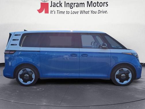 Cabana Blue 2025 Volkswagen ID. Buzz Pro S