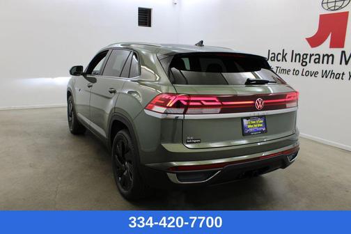 2026 Volkswagen Atlas Cross Sport 2.0T SE w/Technology