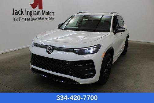 2026 Volkswagen Tiguan 2.0T SE R-Line Black