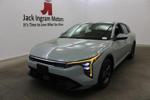 Morning Haze 2025 Kia K4 LXS