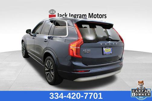 2022 Volvo XC90 T5 Momentum