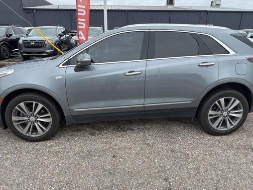 Satin Steel Metallic 2020 Cadillac XT5 Premium Luxury