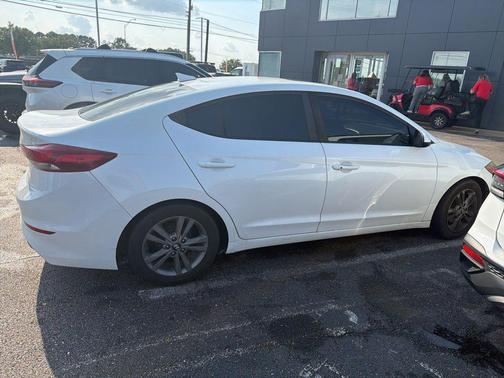 Quartz White Pearl 2017 Hyundai ELANTRA Value Edition