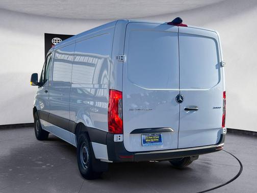 2025 Mercedes-Benz Sprinter 2500 Standard Roof