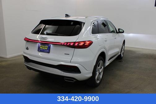 2025 Audi Q5 Premium Plus TFSI quattro S tronic