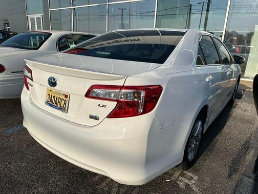 2014 Toyota Camry Hybrid LE