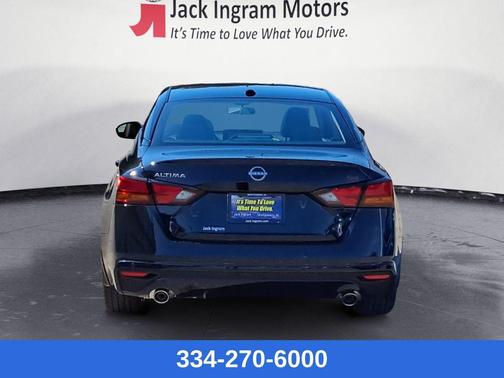 2025 Nissan Altima SR FWD