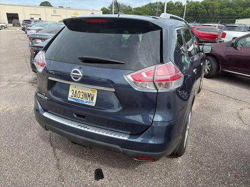 Arctic Blue Metallic 2016 Nissan Rogue S
