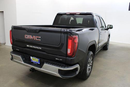 Titanium 2025 GMC Sierra 1500 SLT