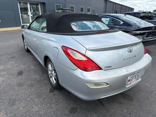 Blizzard Pearl 2007 Toyota Camry Solara SE