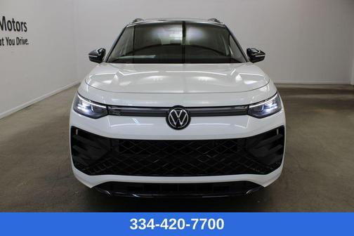 2026 Volkswagen Tiguan 2.0T SE R-Line Black