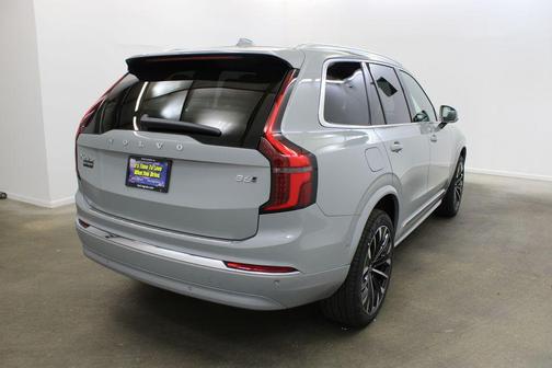 Vapour Grey Metallic 2026 Volvo XC90 Plus, B6 AWD Gas (mild hybrid), Gasoline, Bright, 7 Seats