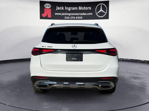 Polar White 2026 Mercedes-Benz GLC 300 Base