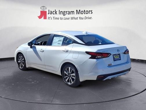 2025 Nissan Versa 1.6 SV