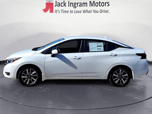 2025 Nissan Versa 1.6 SV