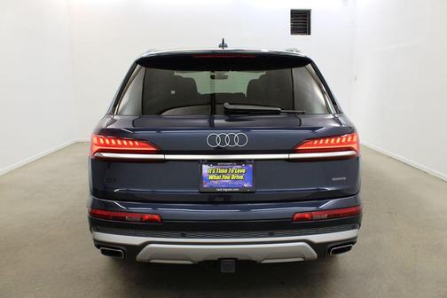 Blue 2026 Audi Q7 quattro