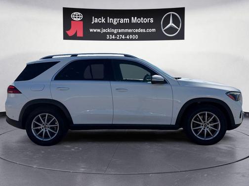 White 2024 Mercedes-Benz GLE 350 4MATIC