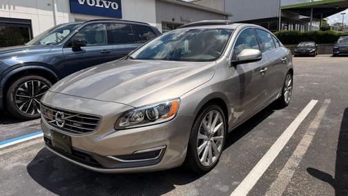 Seashell Metallic 2016 Volvo S60 Inscription T5 Drive-E Platinum