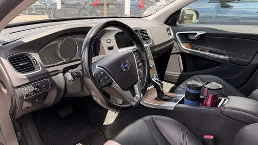 Seashell Metallic 2016 Volvo S60 Inscription T5 Drive-E Platinum