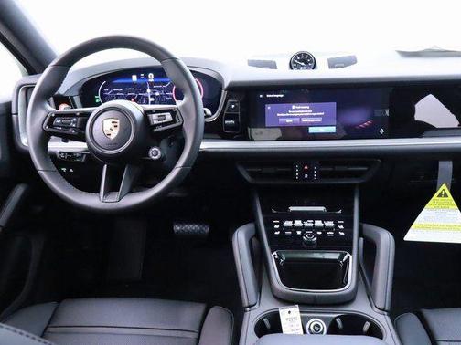 White 2024 Porsche Cayenne Cayenne