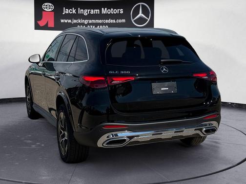 Black 2026 Mercedes-Benz GLC 300 Base