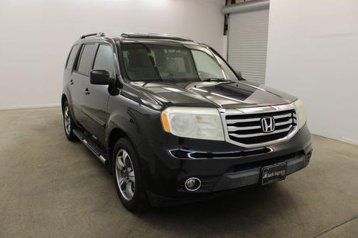 Crystal Black Pearl 2015 Honda Pilot SE