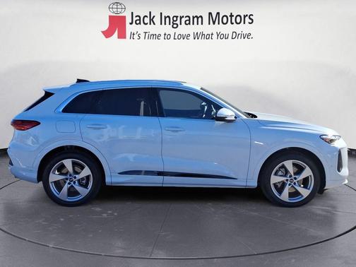 2025 Audi Q5 Prestige TFSI quattro S tronic