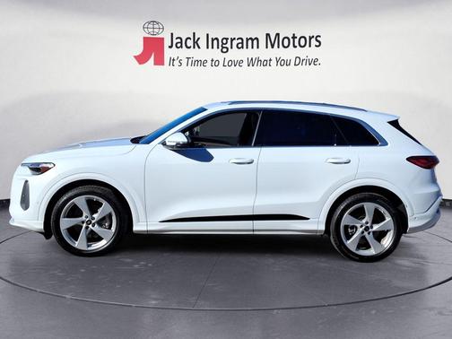 2025 Audi Q5 Prestige TFSI quattro S tronic