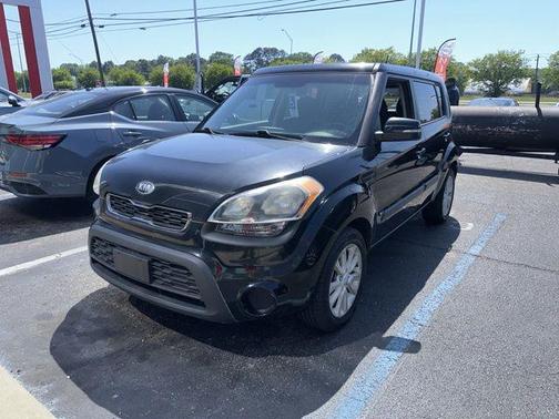 2013 Kia Soul +