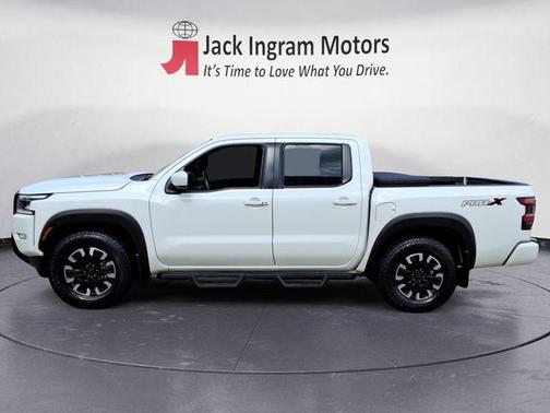 2022 Nissan Frontier PRO-X