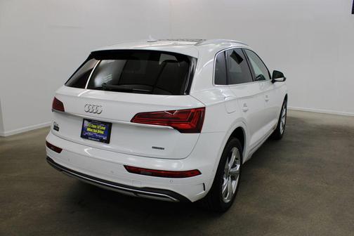 2021 Audi Q5 45 Prestige