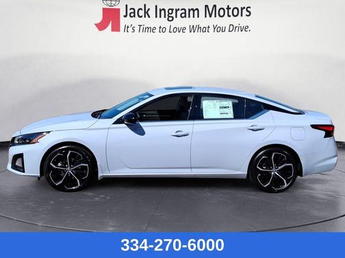 2025 Nissan Altima SR FWD