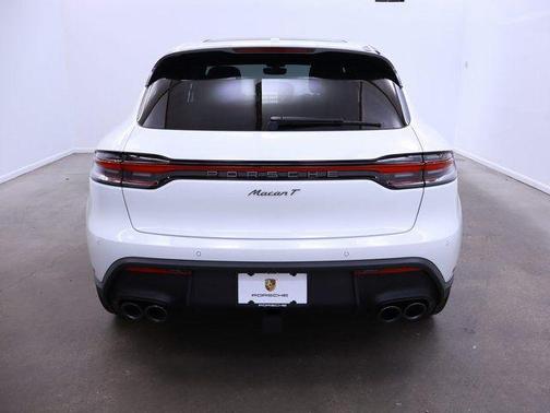 2025 Porsche Macan T