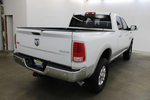 Bright White Clearcoat 2016 RAM 2500 Laramie