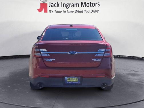 2015 Ford Taurus Limited