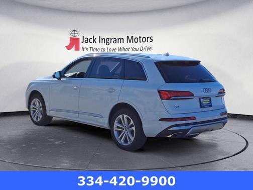 2025 Audi Q7 45 Premium