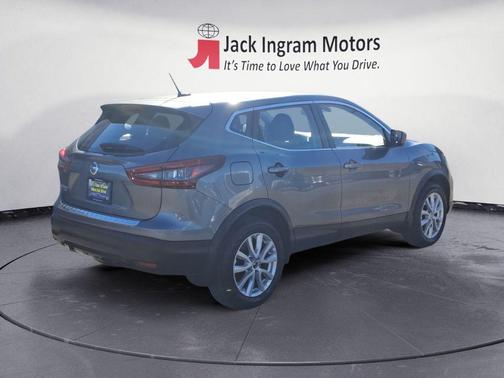 2020 Nissan Rogue Sport S