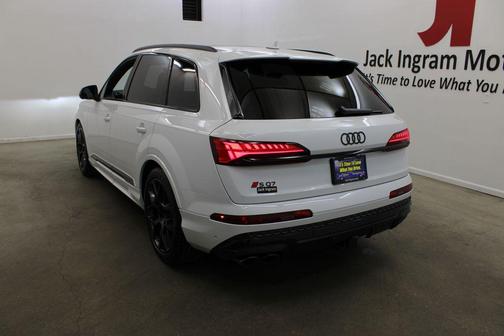 White 2026 Audi SQ7 4.0T Premium Plus