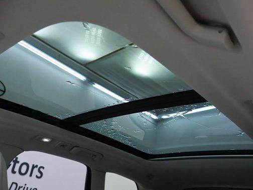 2025 Volvo XC60 Plug-In Hybrid Plus