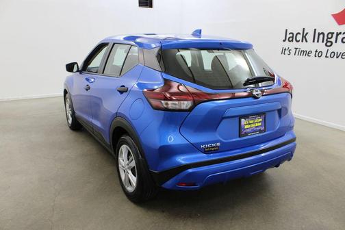 Electric Blue Metallic 2024 Nissan Kicks S
