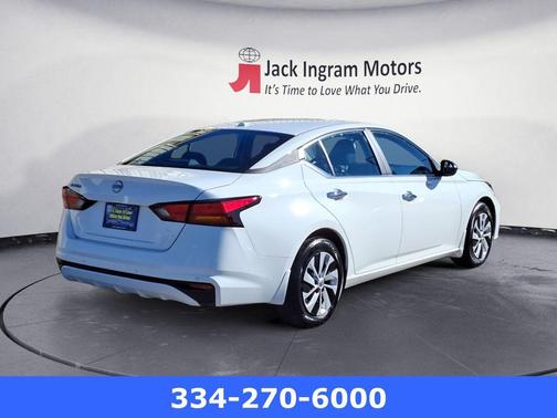 2025 Nissan Altima S FWD