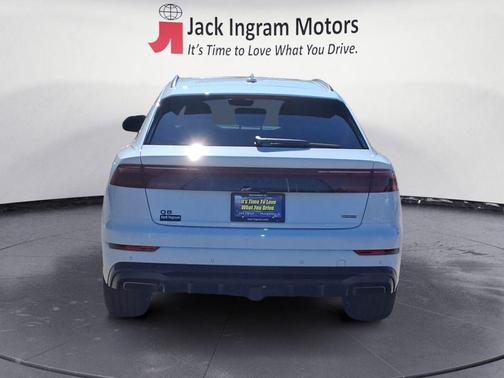 2026 Audi Q8 55 Premium Plus