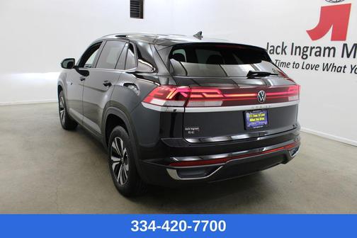 2024 Volkswagen Atlas Cross Sport 2.0T SE