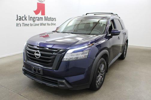 Deep Ocean Blue 2022 Nissan Pathfinder SV 2WD