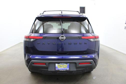 Deep Ocean Blue 2022 Nissan Pathfinder SV 2WD
