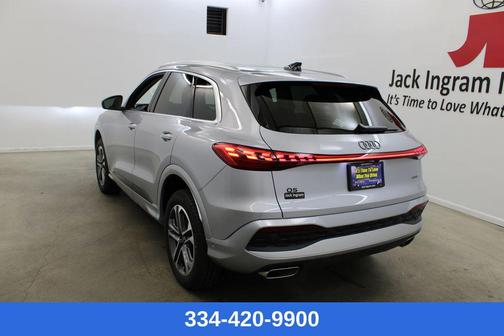 2025 Audi Q5 Premium TFSI quattro S tronic