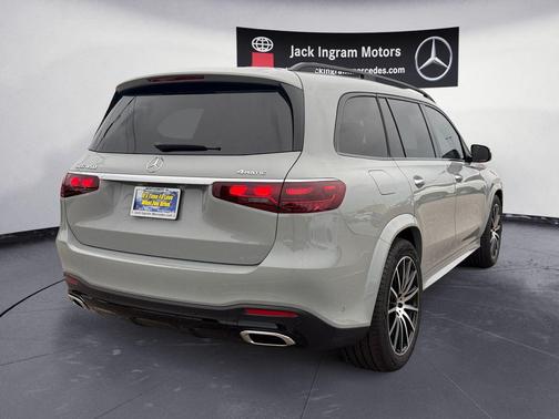 Alpine 2026 Mercedes-Benz GLS 450 4MATIC